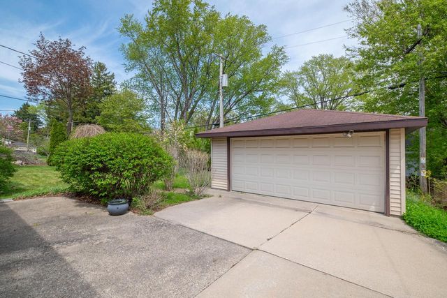 2336 116th STREET, Wauwatosa, WI 53226