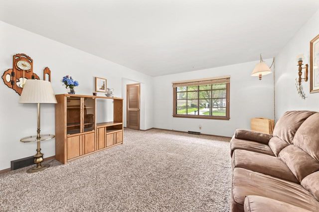 2336 116th STREET, Wauwatosa, WI 53226