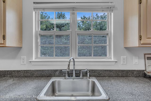 606 W Kennedy Boulevard, Lakewood, NJ 08701