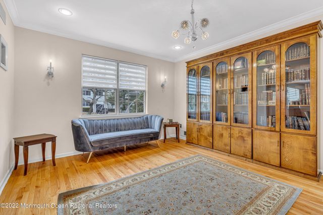 606 W Kennedy Boulevard, Lakewood, NJ 08701