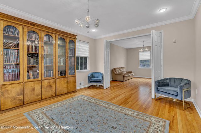 606 W Kennedy Boulevard, Lakewood, NJ 08701