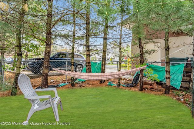 606 W Kennedy Boulevard, Lakewood, NJ 08701