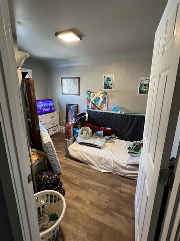 302 W Lincoln Avenue, Ionia, MI 48846