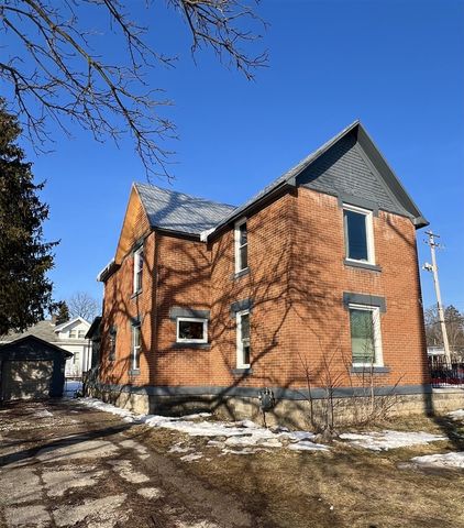 302 W Lincoln Avenue, Ionia, MI 48846