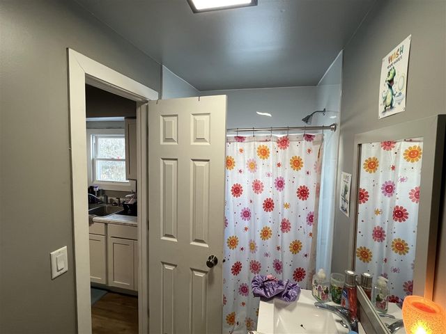 302 W Lincoln Avenue, Ionia, MI 48846