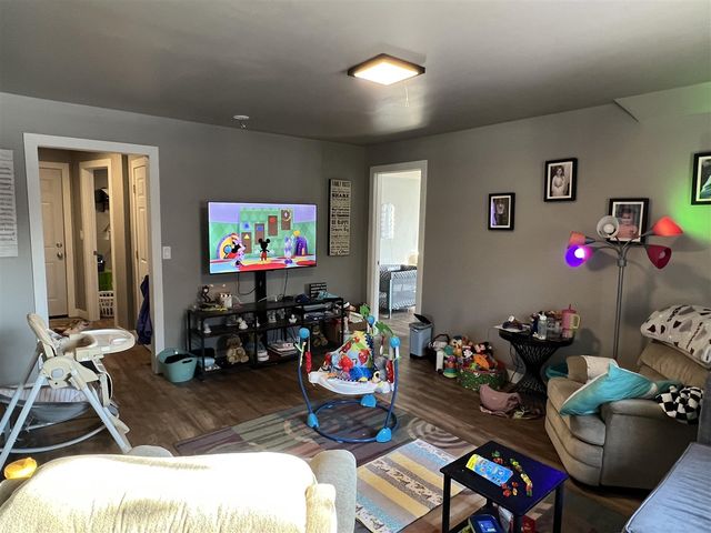 302 W Lincoln Avenue, Ionia, MI 48846