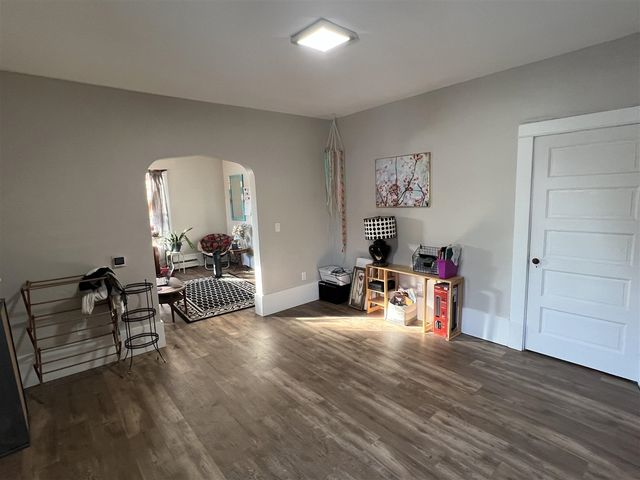 302 W Lincoln Avenue, Ionia, MI 48846