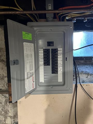 302 W Lincoln Avenue, Ionia, MI 48846