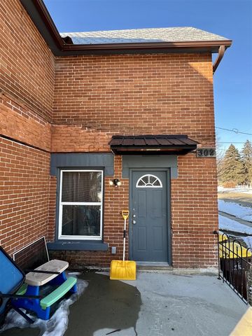 302 W Lincoln Avenue, Ionia, MI 48846