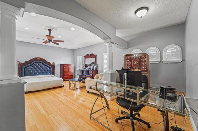 4202 N HOWARD AVENUE, Tampa, FL 33607