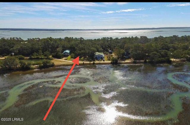 20 Harbor River Circle, St. Helena Island, SC 29920