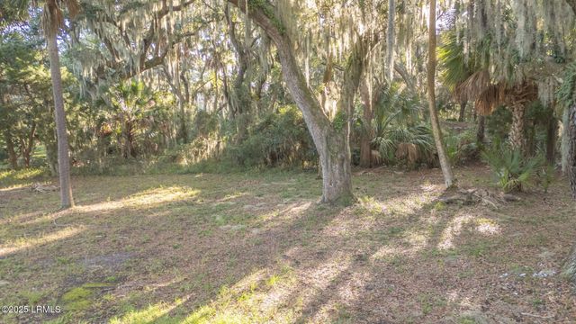20 Harbor River Circle, St. Helena Island, SC 29920