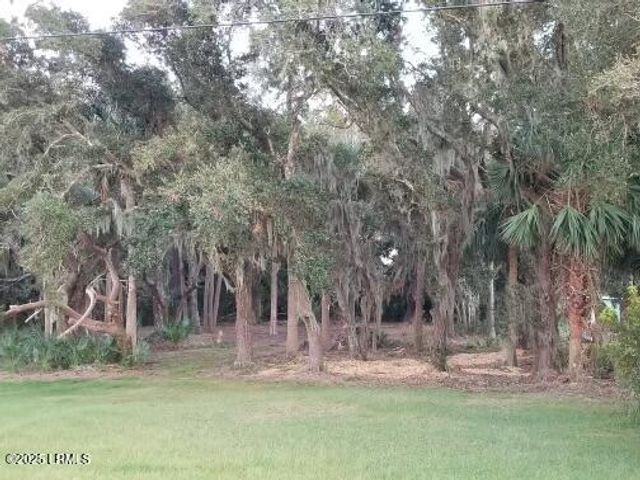 20 Harbor River Circle, St. Helena Island, SC 29920