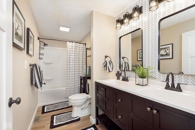 1609 S G Street, Elwood, IN 46036