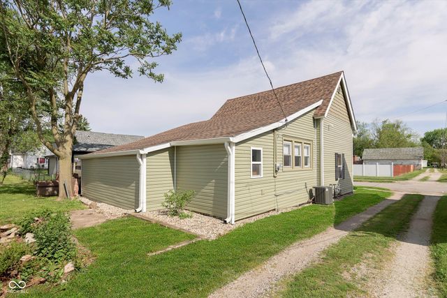 1609 S G Street, Elwood, IN 46036