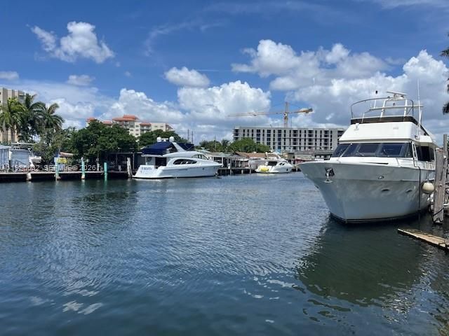 1976 NW 25th Ave, Miami, FL 33125