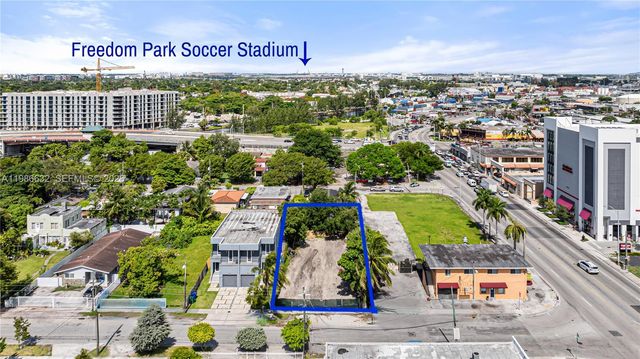 1976 NW 25th Ave, Miami, FL 33125