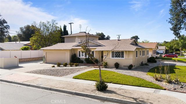 1502 Stillman, Redlands, CA 92374