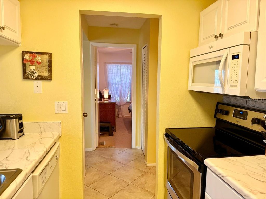 Image 16 of property listing at 3863 59TH AVENUE W 4189, Bradenton, FL 34210