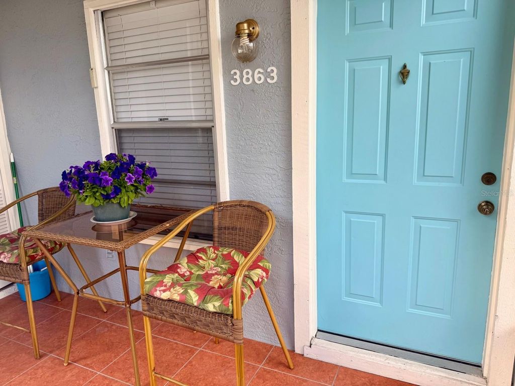 Image 3 of property listing at 3863 59TH AVENUE W 4189, Bradenton, FL 34210