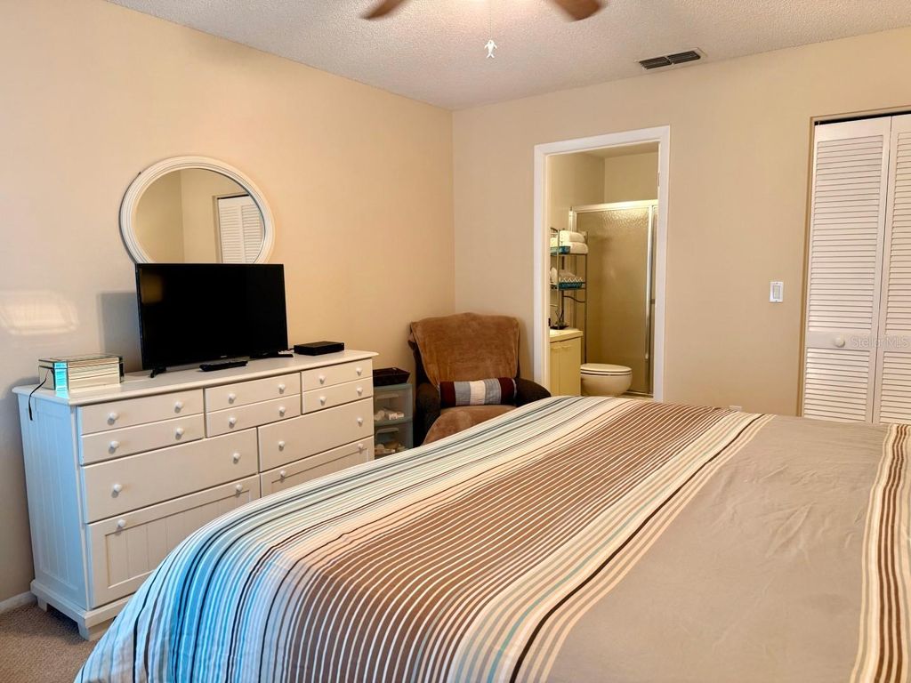 Image 36 of property listing at 3863 59TH AVENUE W 4189, Bradenton, FL 34210