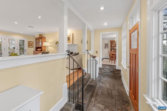 1820 FENDALL AVE, Charlottesville, VA 22903