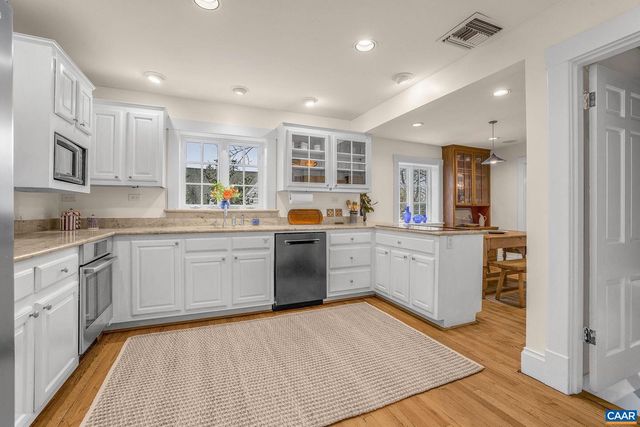 1820 FENDALL AVE, Charlottesville, VA 22903