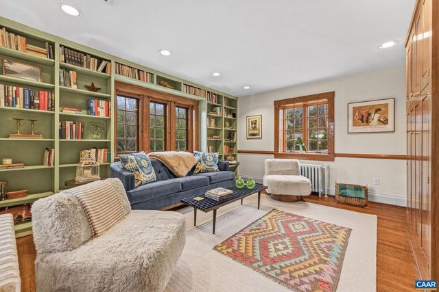 1820 FENDALL AVE, Charlottesville, VA 22903