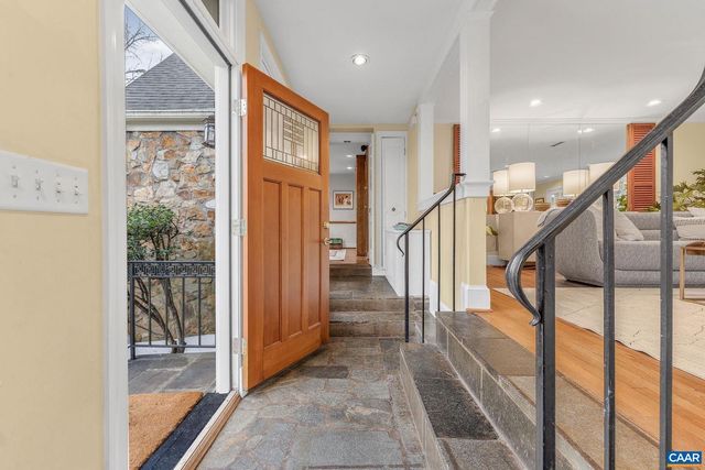 1820 FENDALL AVE, Charlottesville, VA 22903