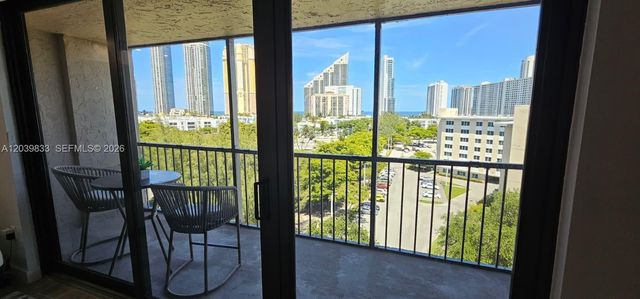 17600 N Bay Rd N906, Sunny Isles Beach, FL 33160