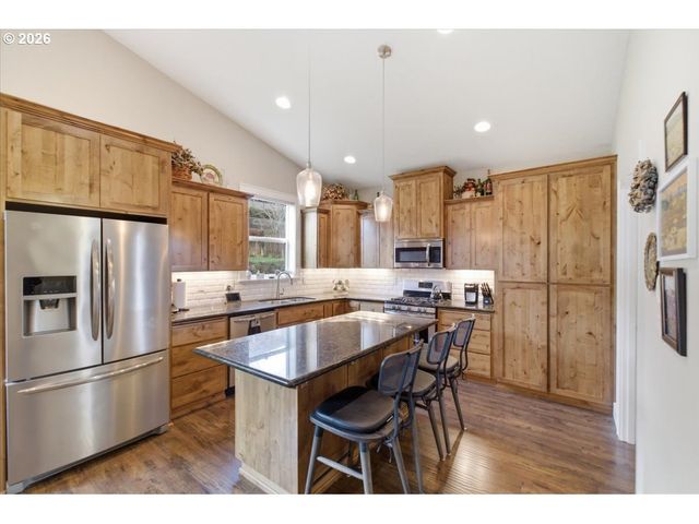 5635 WIGEON St, Salem, OR 97306