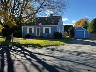 771 Sanford Rd, Westport, MA 02790