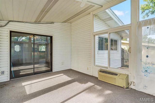 2425 Brook Drive, Florissant, MO 63033