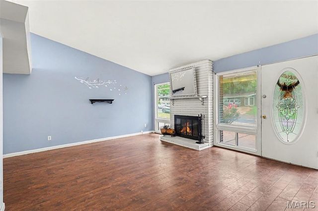 2425 Brook Drive, Florissant, MO 63033