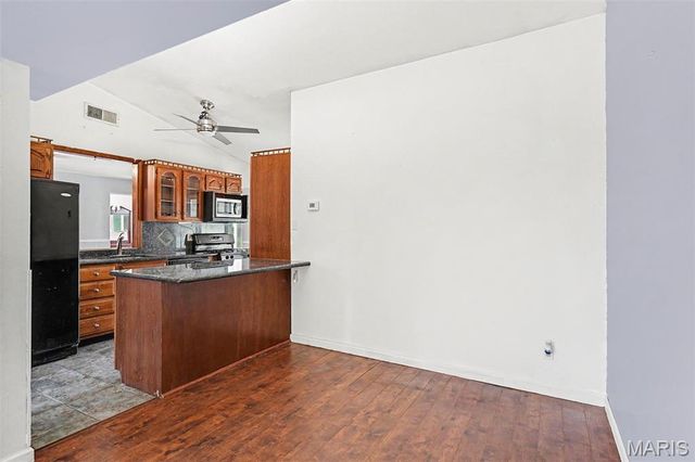 2425 Brook Drive, Florissant, MO 63033