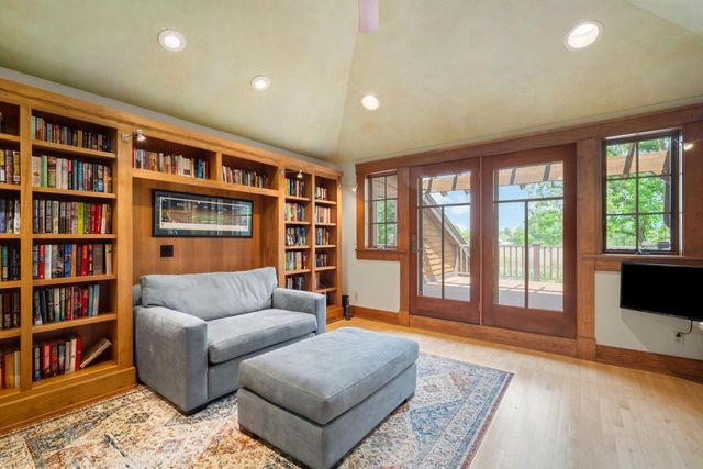 7541 S Cambridge DRIVE, Franklin, WI 53132