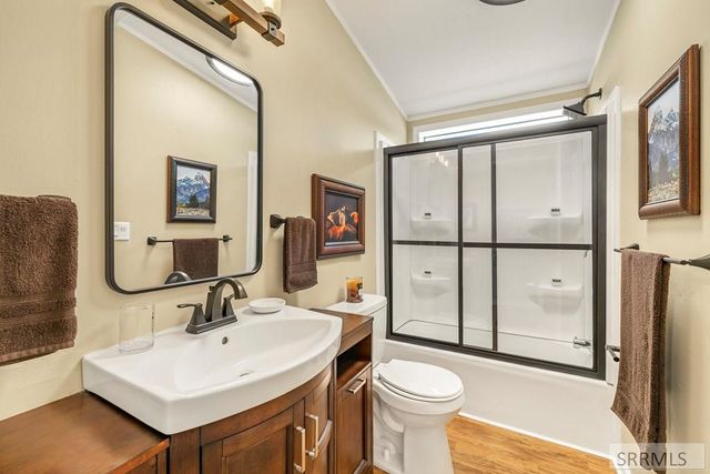 1705 N Pinewood Drive, Idaho Falls, ID 83401