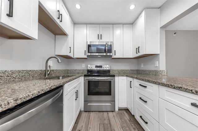 1281 PINE RIDGE CIRCLE E A2, Tarpon Springs, FL 34688