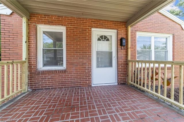 908 Lincoln Street, Greensboro, NC 27401