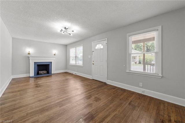 908 Lincoln Street, Greensboro, NC 27401