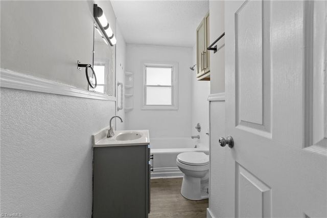 908 Lincoln Street, Greensboro, NC 27401