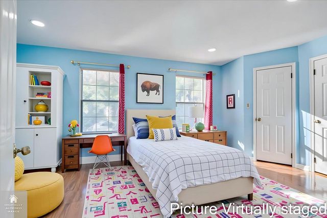 1402 Timber Oaks Road, Edison, NJ 08820