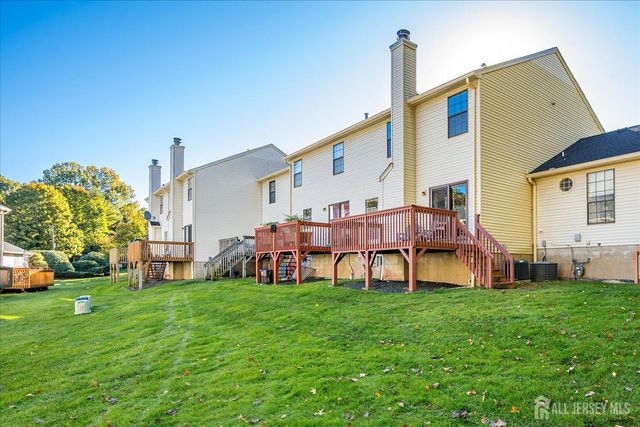1402 Timber Oaks Road, Edison, NJ 08820