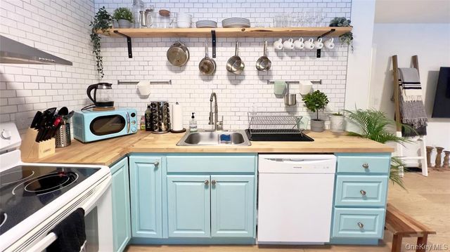 471 Horseshoe Lake Road, Swan Lake, NY 12783