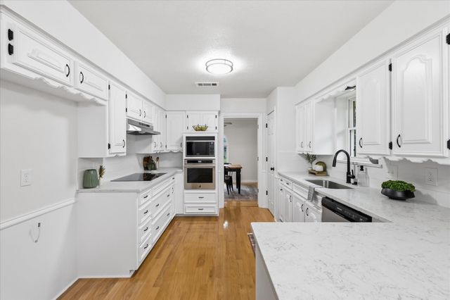 1538 San Antone Lane, Lewisville, TX 75077