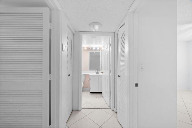10837 W CLAIRMONT Circle 208, Tamarac, FL 33321