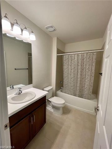 2210 NW 11th ST, Cape Coral, FL 33993