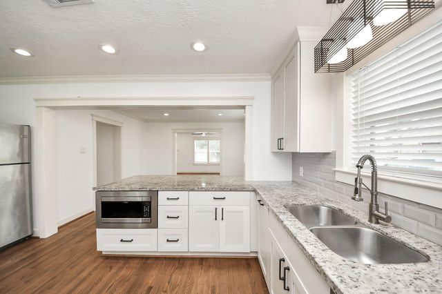 609 Reid Street, Houston, TX 77022