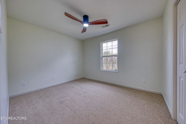 18917 Martel Rd, Lenoir City, TN 37772