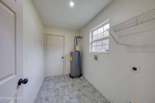 18917 Martel Rd, Lenoir City, TN 37772